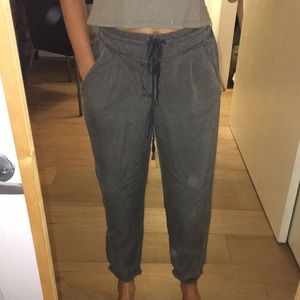 Splendid XS Gray Jogger Hi Waisted Pants!